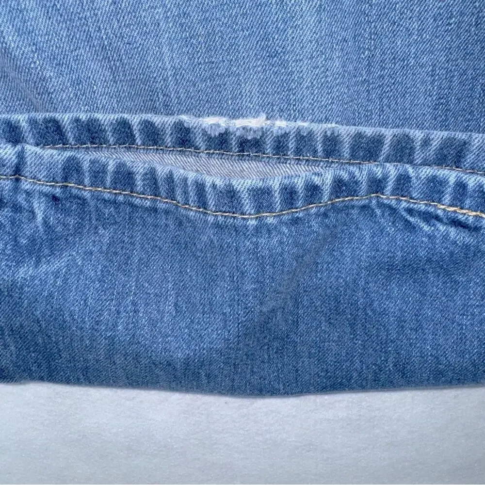 Men’s Levi’s 559 Relaxed Straight Fit Jeans size W46 x L32
